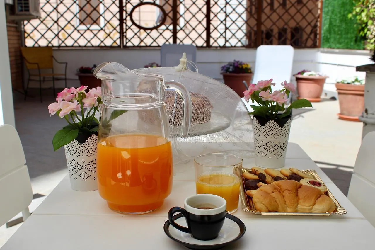 *** Couette-café B&B Cultroma Roof Garden Italie